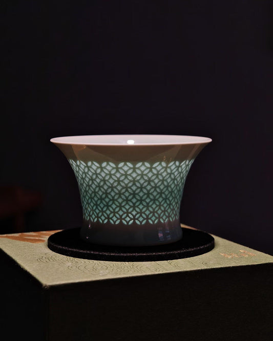 Longquan Celadon Pierced Linglong Slender Waist Gaiwan 120ml