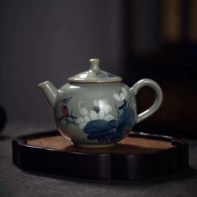 Jingdezhen Wood-Fired Kiln Old Clay Handmade Lotus Blue and White Underglaze Color Teapot.