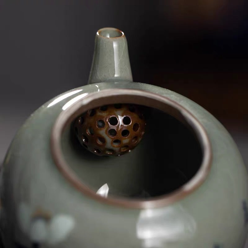 Jingdezhen Wood-Fired Kiln Old Clay Handmade Lotus Blue and White Underglaze Color Teapot.