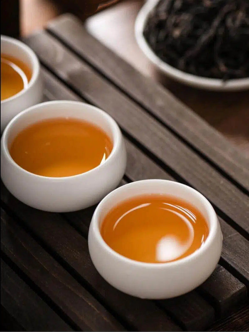 2025 Spring Harvest Wuyi Rock Tea Da Hong Pao — famous Chinese oolong tea with rich roast, orchid aroma, and smooth mineral finish.