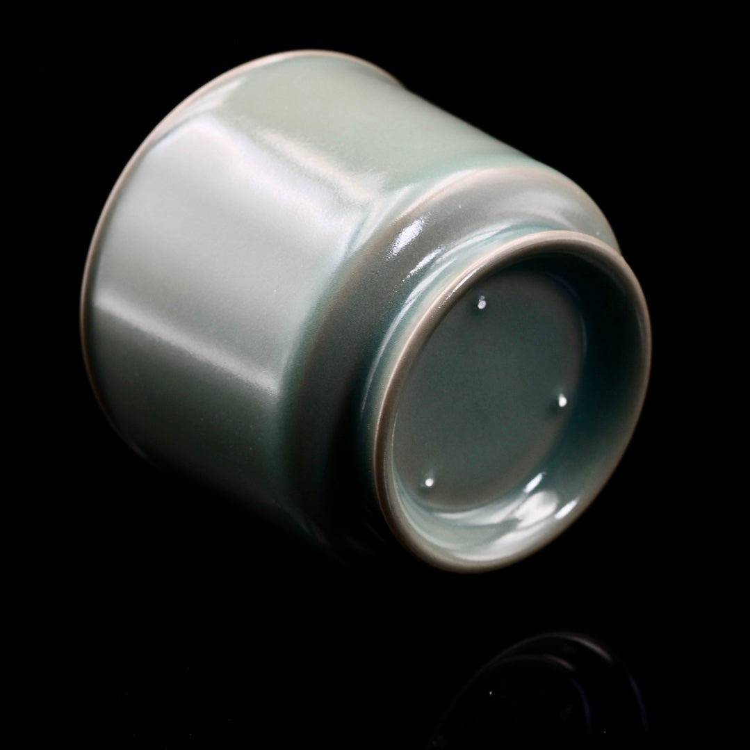 Ru Porcelain Archaistic Glaze Thin Body Host Tea Cup
