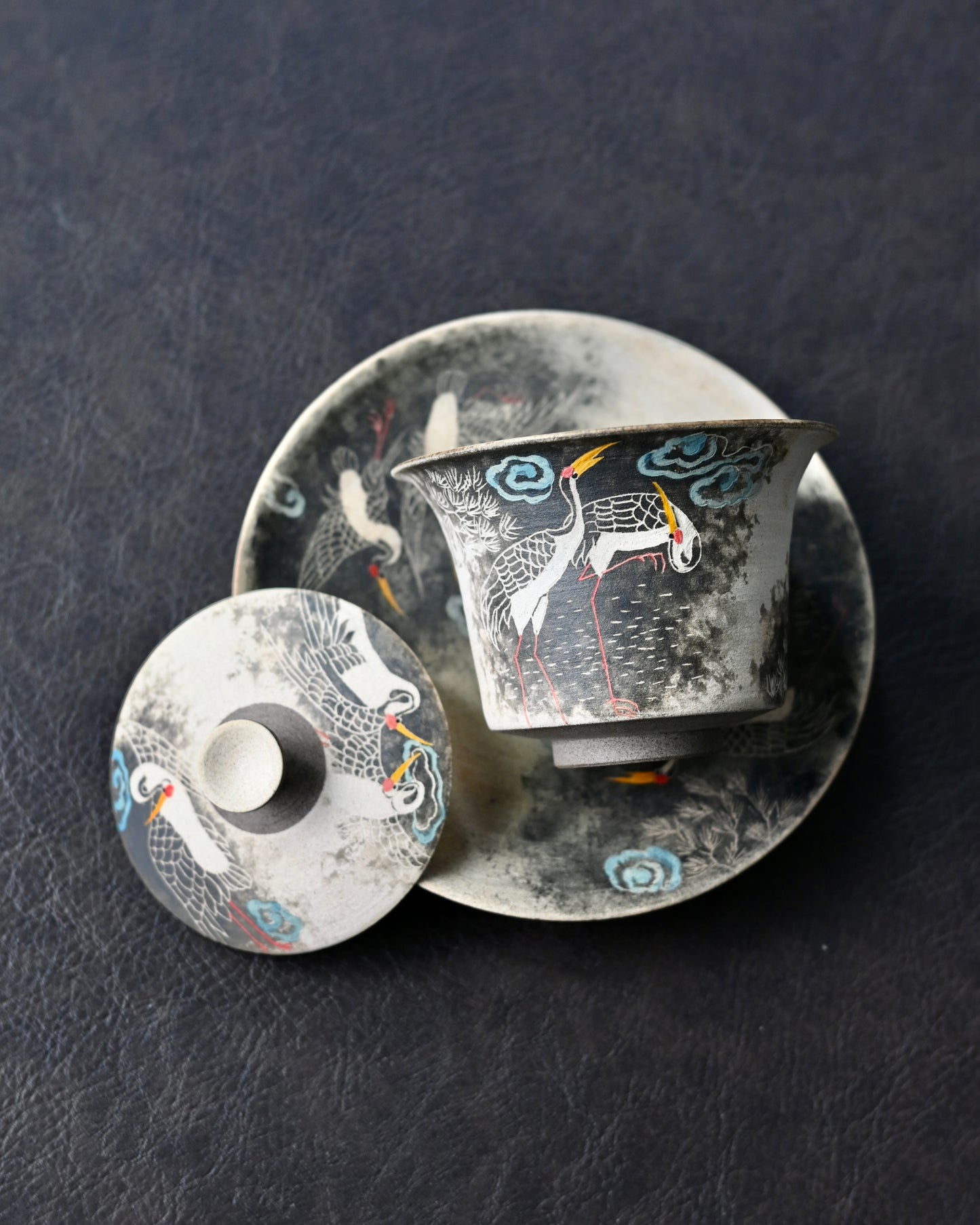 Jingdezhen Hand-Carved and Hand-Painted Cranes Gaiwan Set