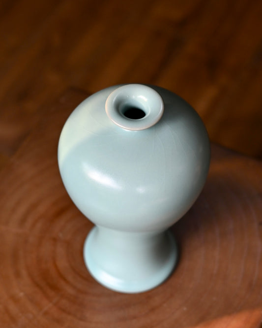 Ru Ware Sky-Blue Glaze Plum Vase
