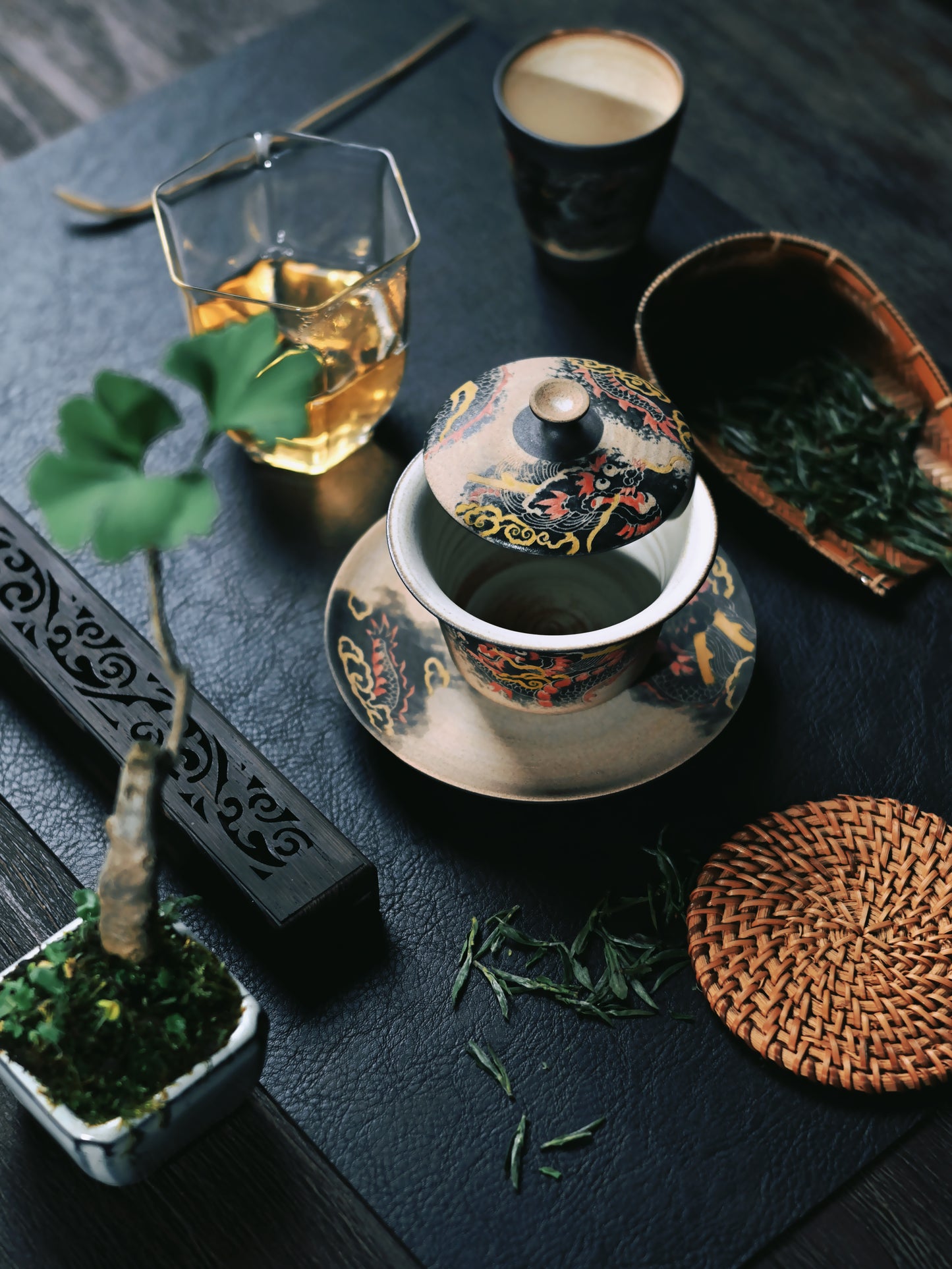 Jingdezhen Hand-carved and Hand-Painted Dragon Clay Gaiwan and Teacup Set