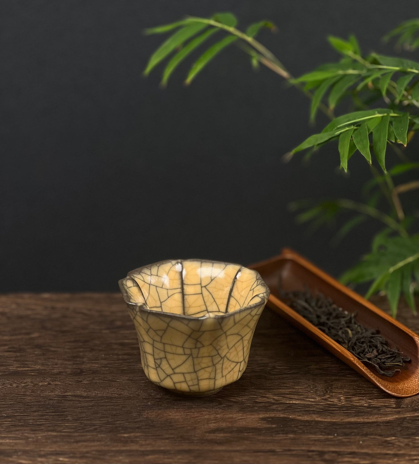 Ge-kiln Crackles Pattern Hexagonal Host Tea Cup