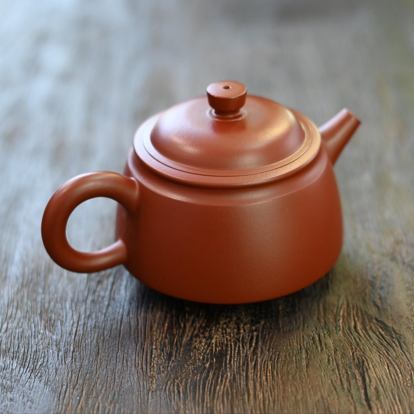 Yixing Purple Clay Teapot “Julun” Style.