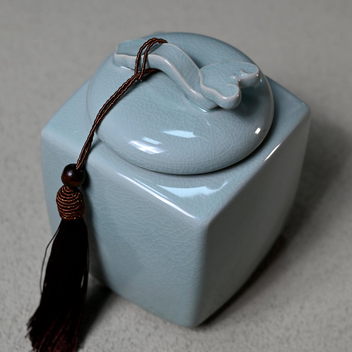 Ru Porcelain Large Capacity Tea Jar / Tea Canister 1000ML