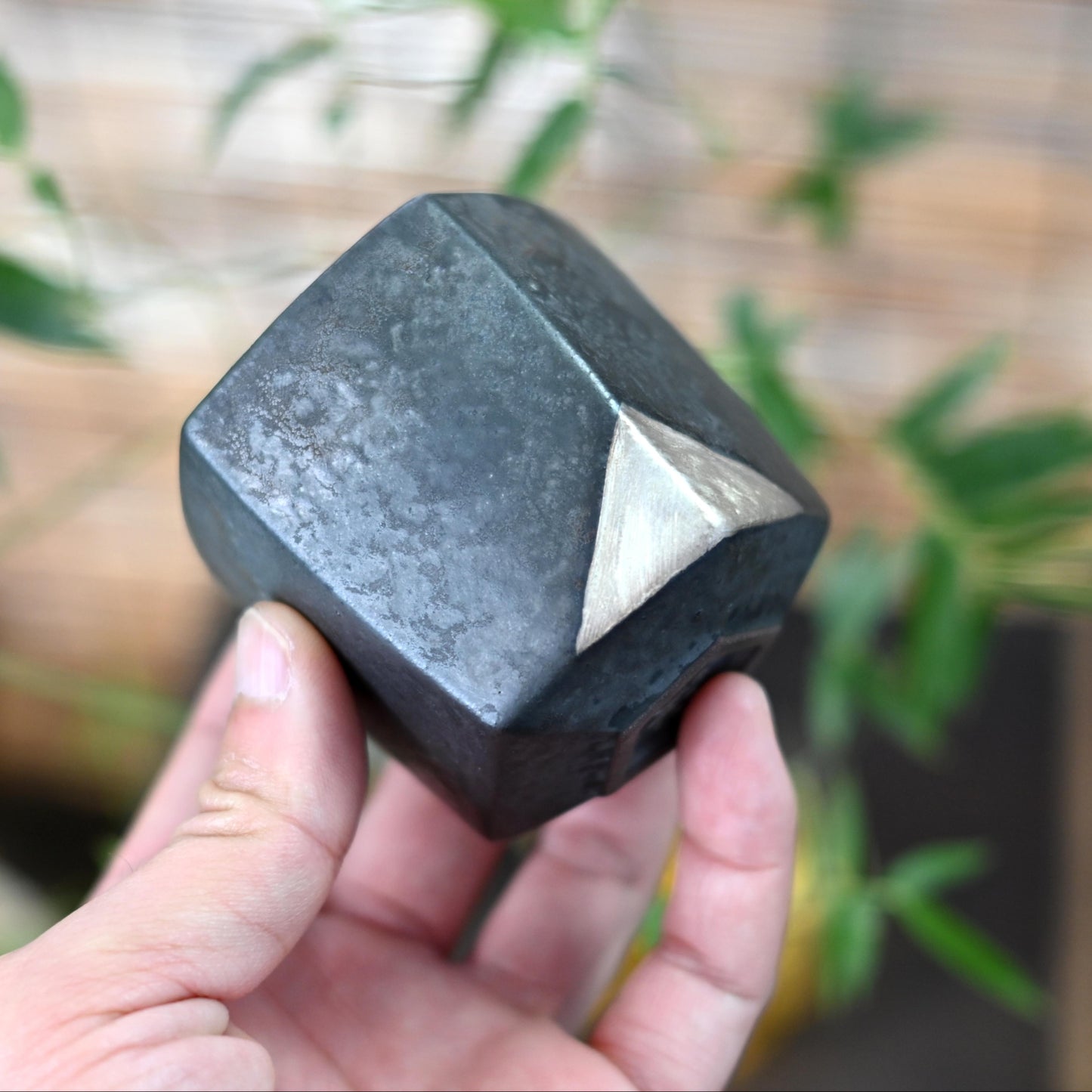 Wabi-sabi Style Rustic Pottery Pentagonal Tea Cup with Triangle Silver-Outlined Patterns