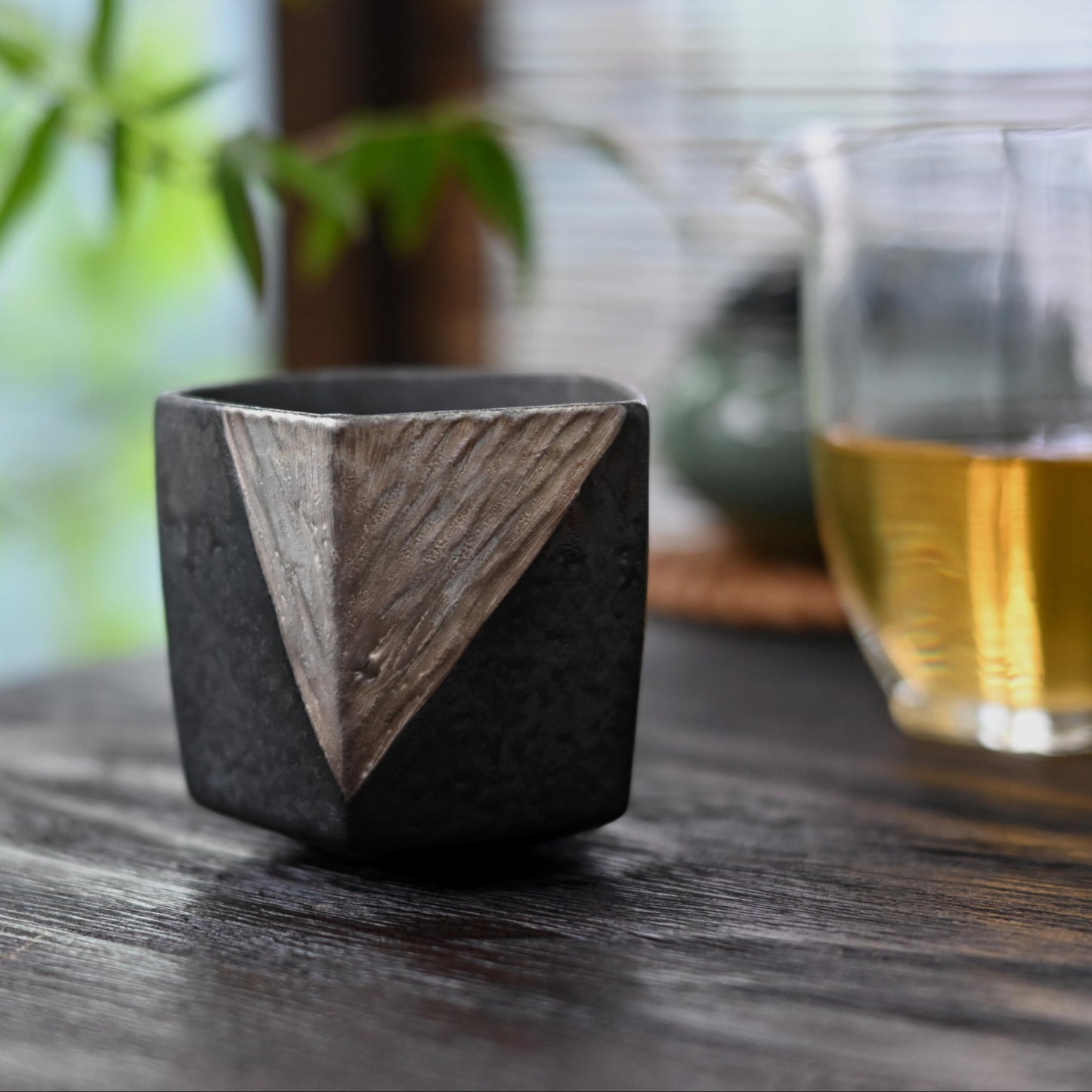 Wabi-sabi Style Rustic Pottery Pentagonal Tea Cup with Triangle Silver-Outlined Patterns