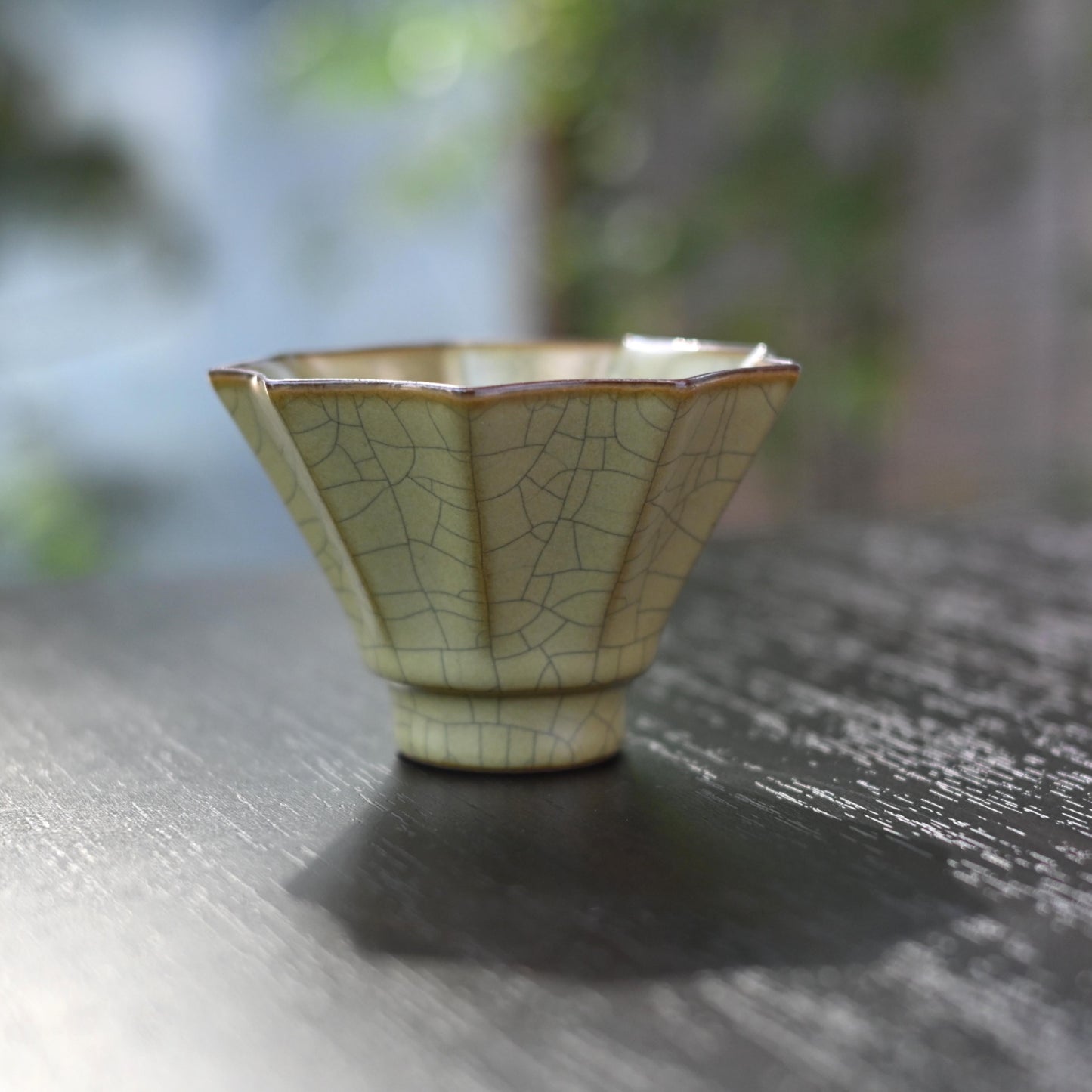 Longquan Celadon – Ge Kiln Enneagon Flower Shape Host Tea Cup