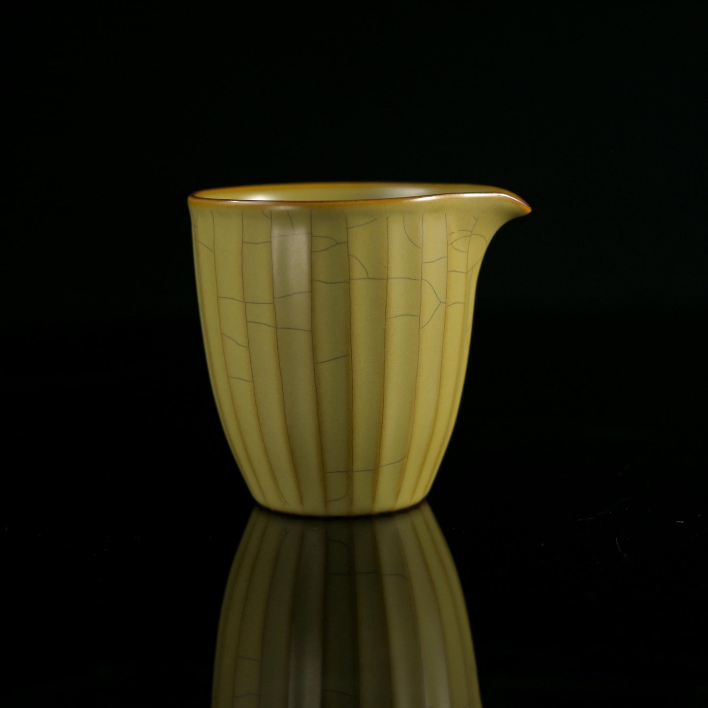 Celadon-Ge Kiln Tea Pitcher(Fairness Cup) Crackle Pattern Tea Pitcher
