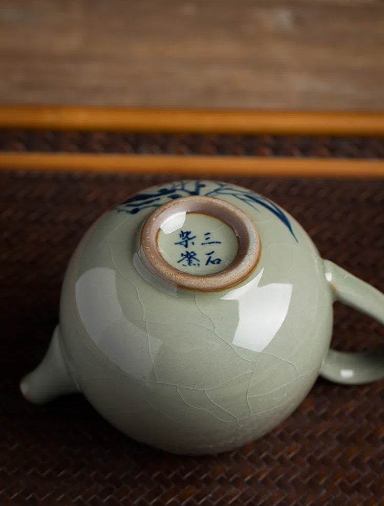 Jingdezhen Hand-Painted Plum Blossom Underglaze Pu-erh Tea Cup / Teapot