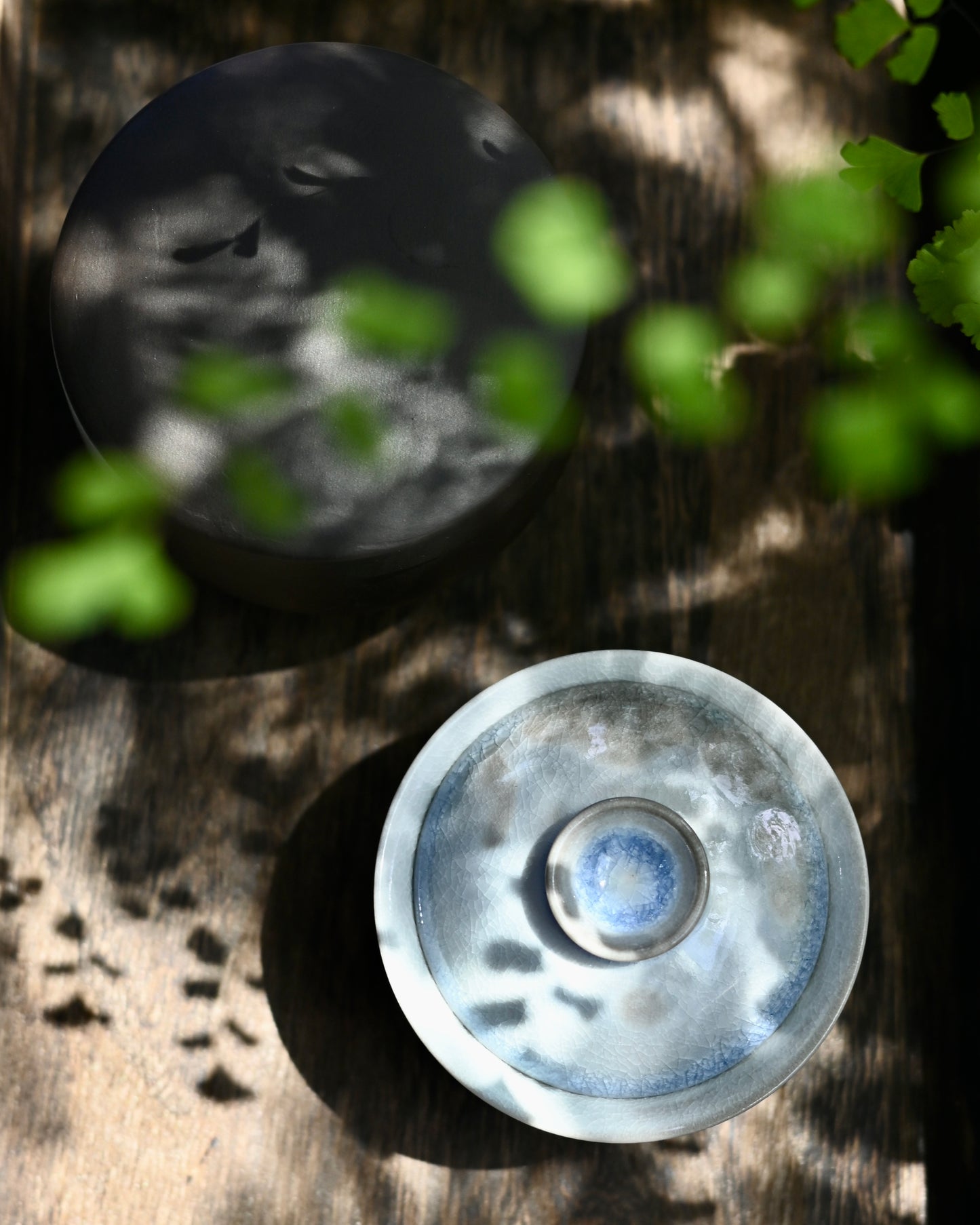 unique-crystal-formation-gaiwan