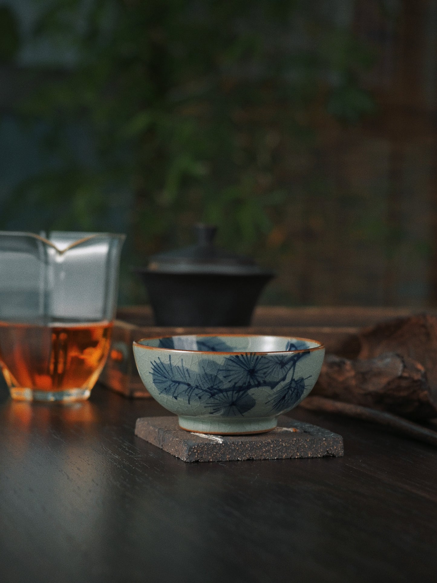 Jingdezhen Hand-Painted Underglaze Pine and Crane Pu-erh Tea Cup
