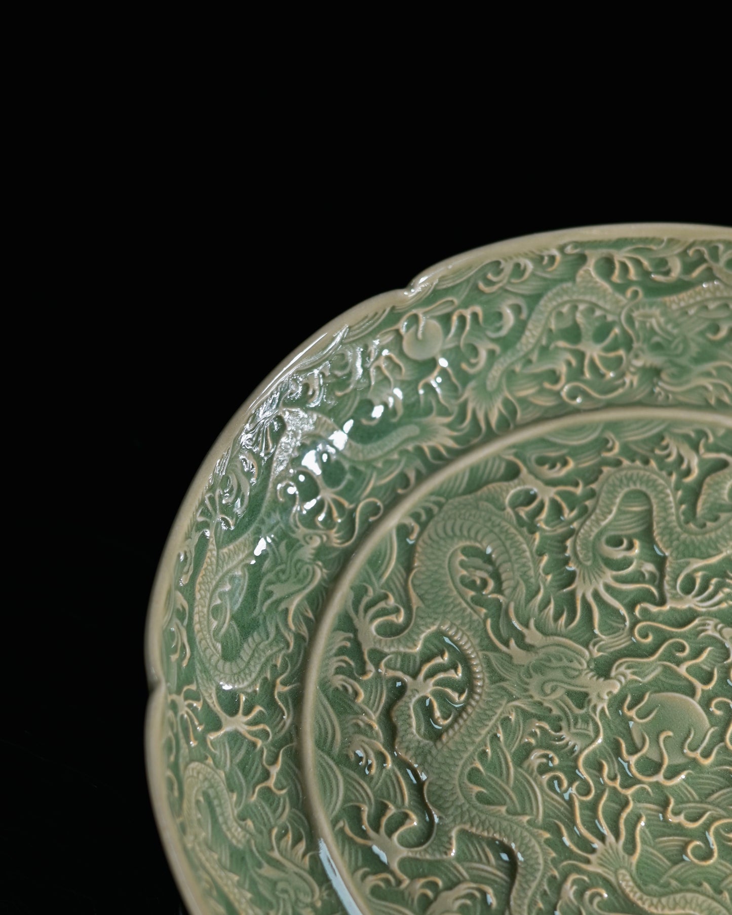 Dragon and pearl decorative plate with strong 3D from deep carving technique