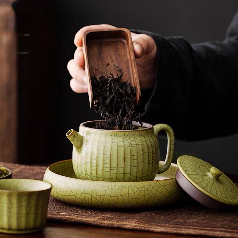 Longquan Celadon – Ge Kiln Hanwa (Han-style)Teapot