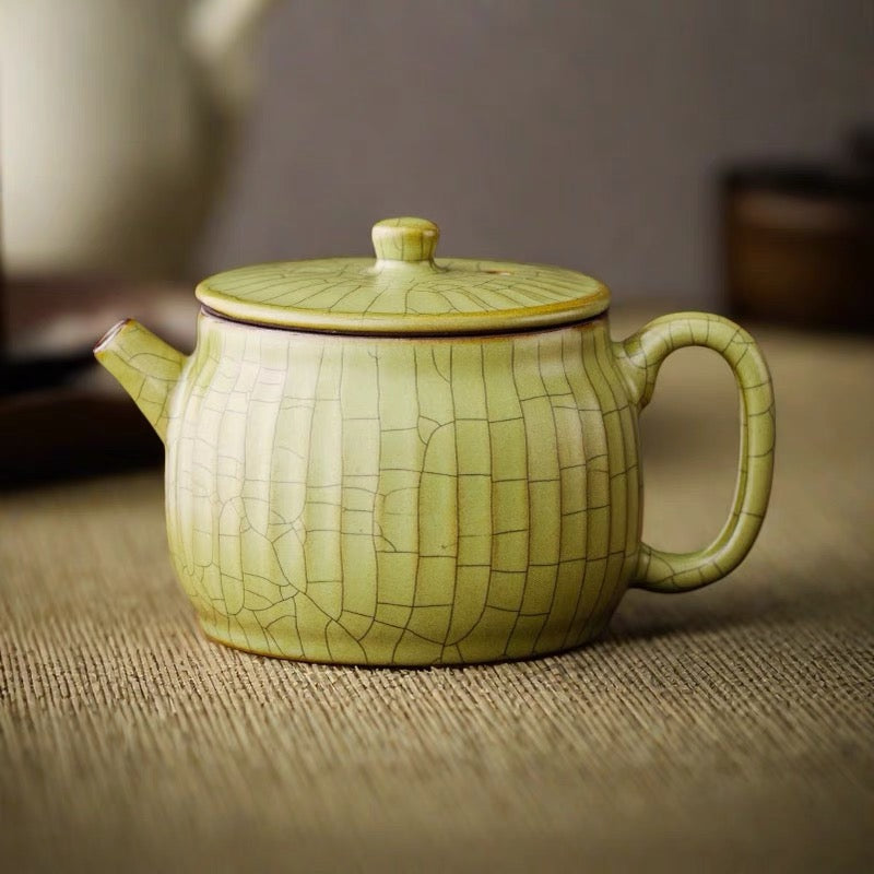 Longquan Celadon – Ge Kiln Hanwa (Han-style)Teapot