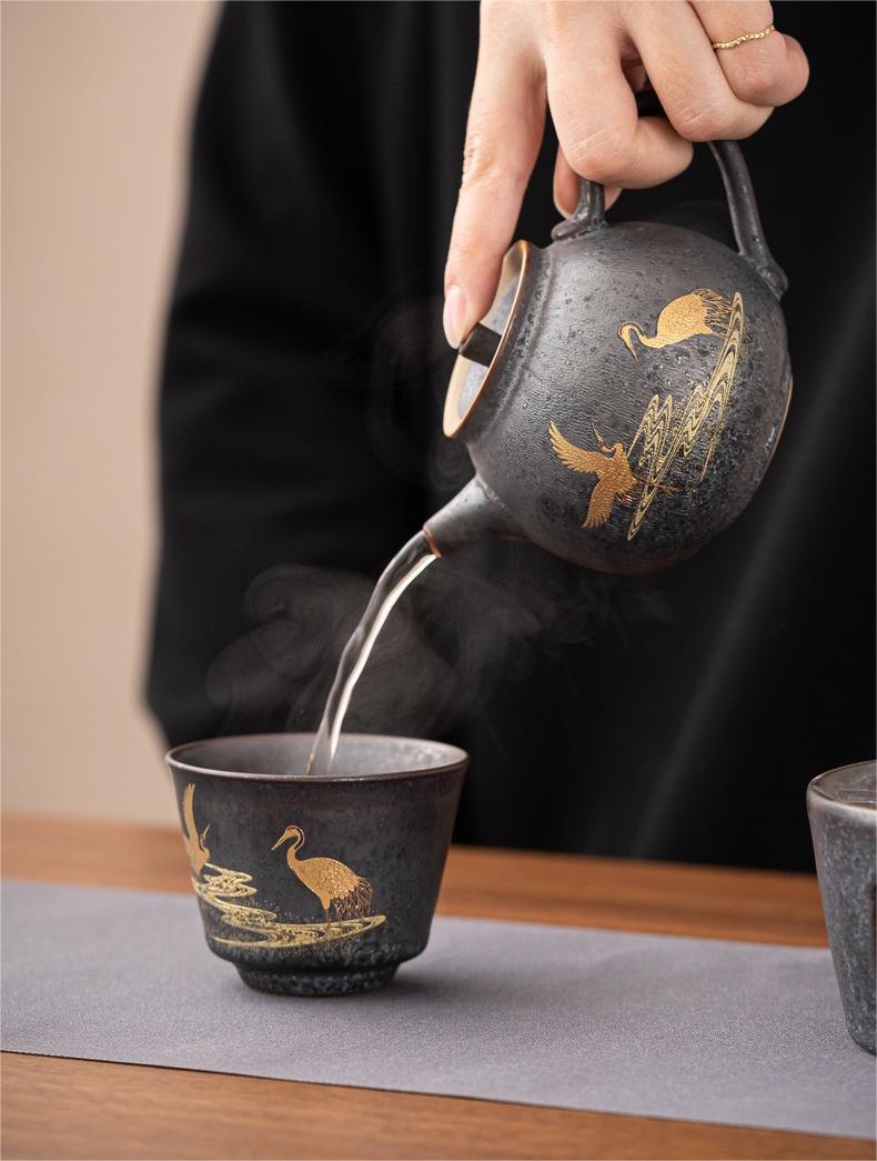 Jingdezhen Handcrafted Vintage Ceramic Teacup with Gilded-paint Double Cranes
