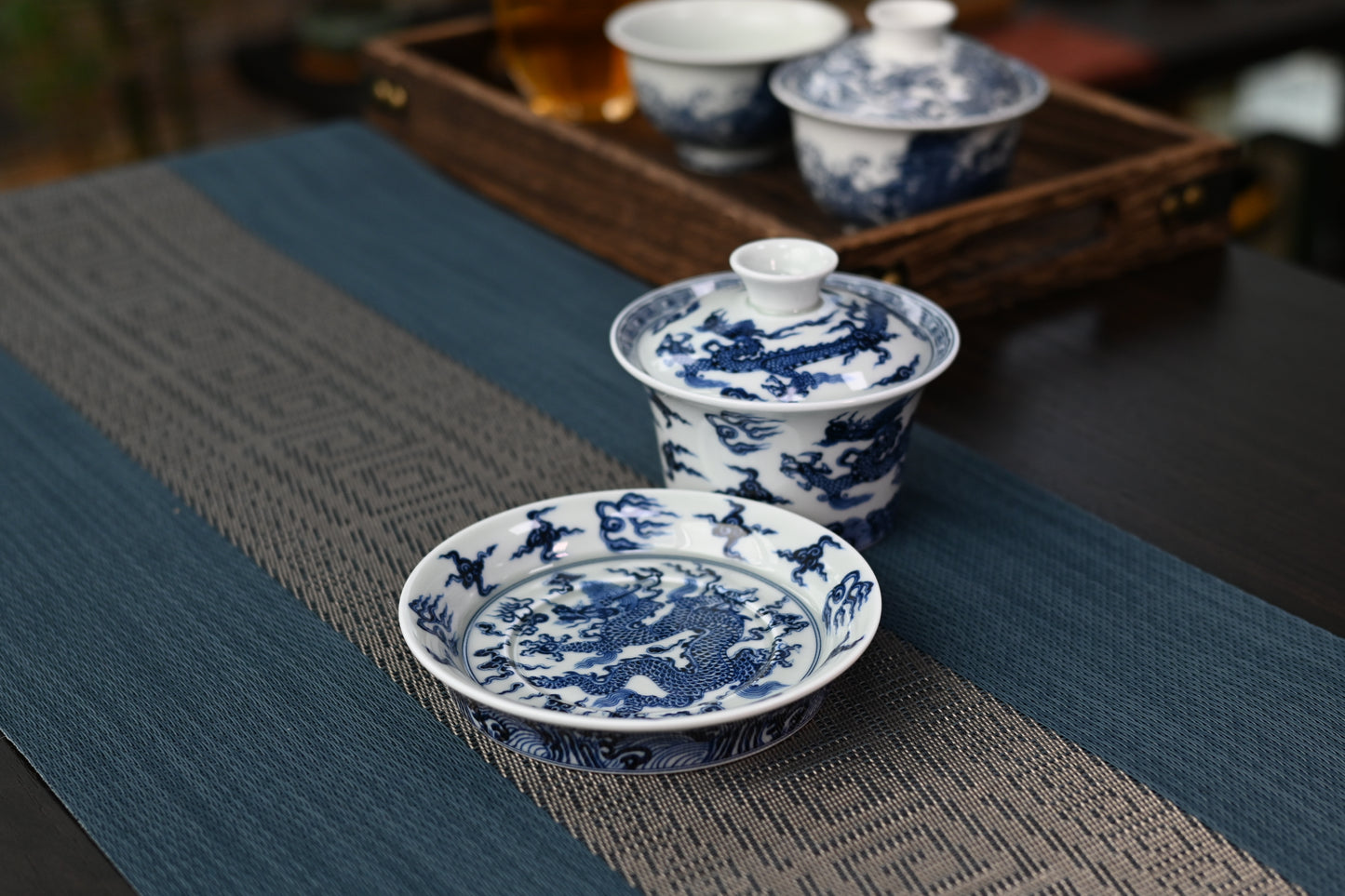 Jingdezhen Blue and White Dragon and Cloud Patterns Porcelain Flat Base Gaiwan and Matching Saucer