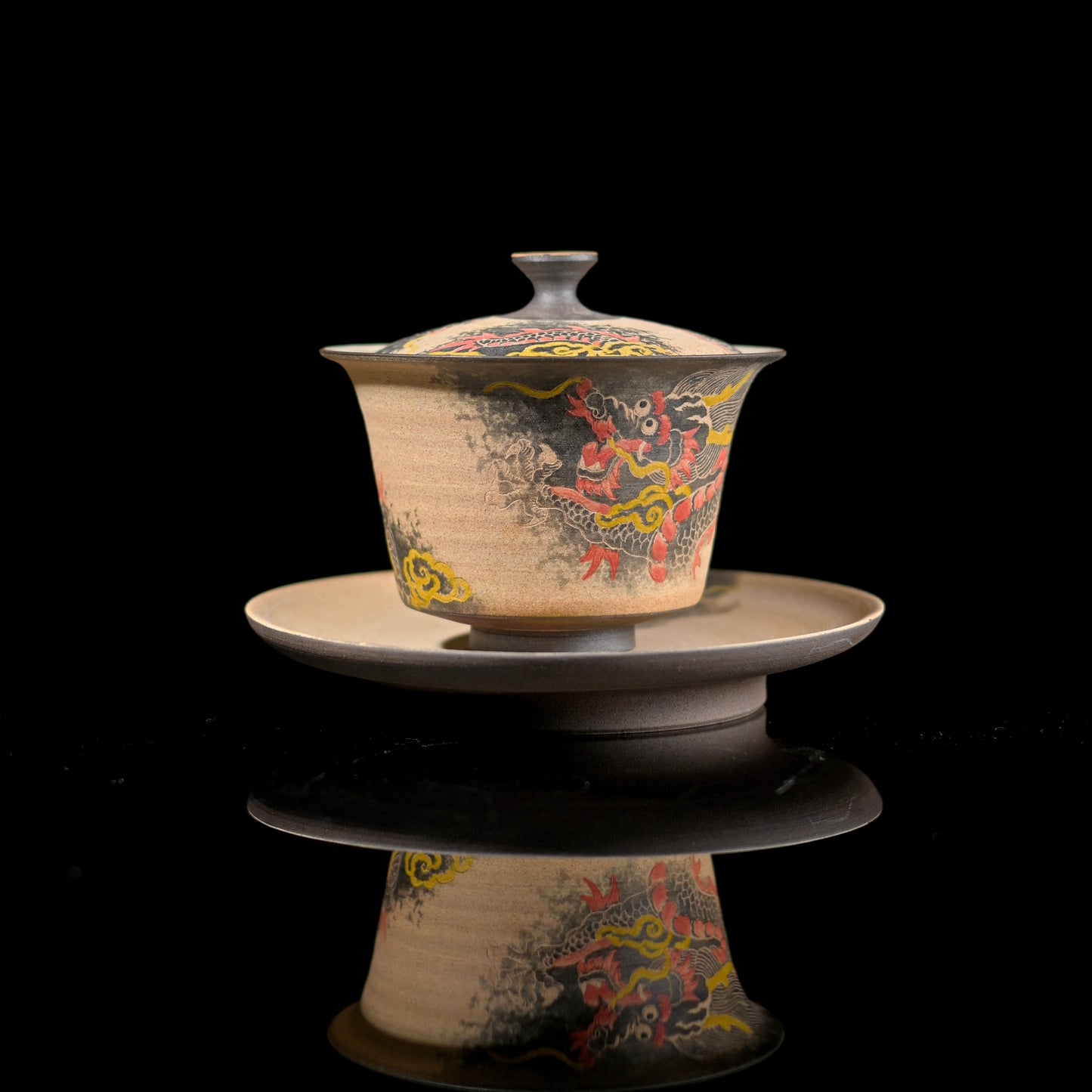 Jingdezhen Hand-carved and Hand-Painted Dragon Clay Gaiwan and Teacup Set