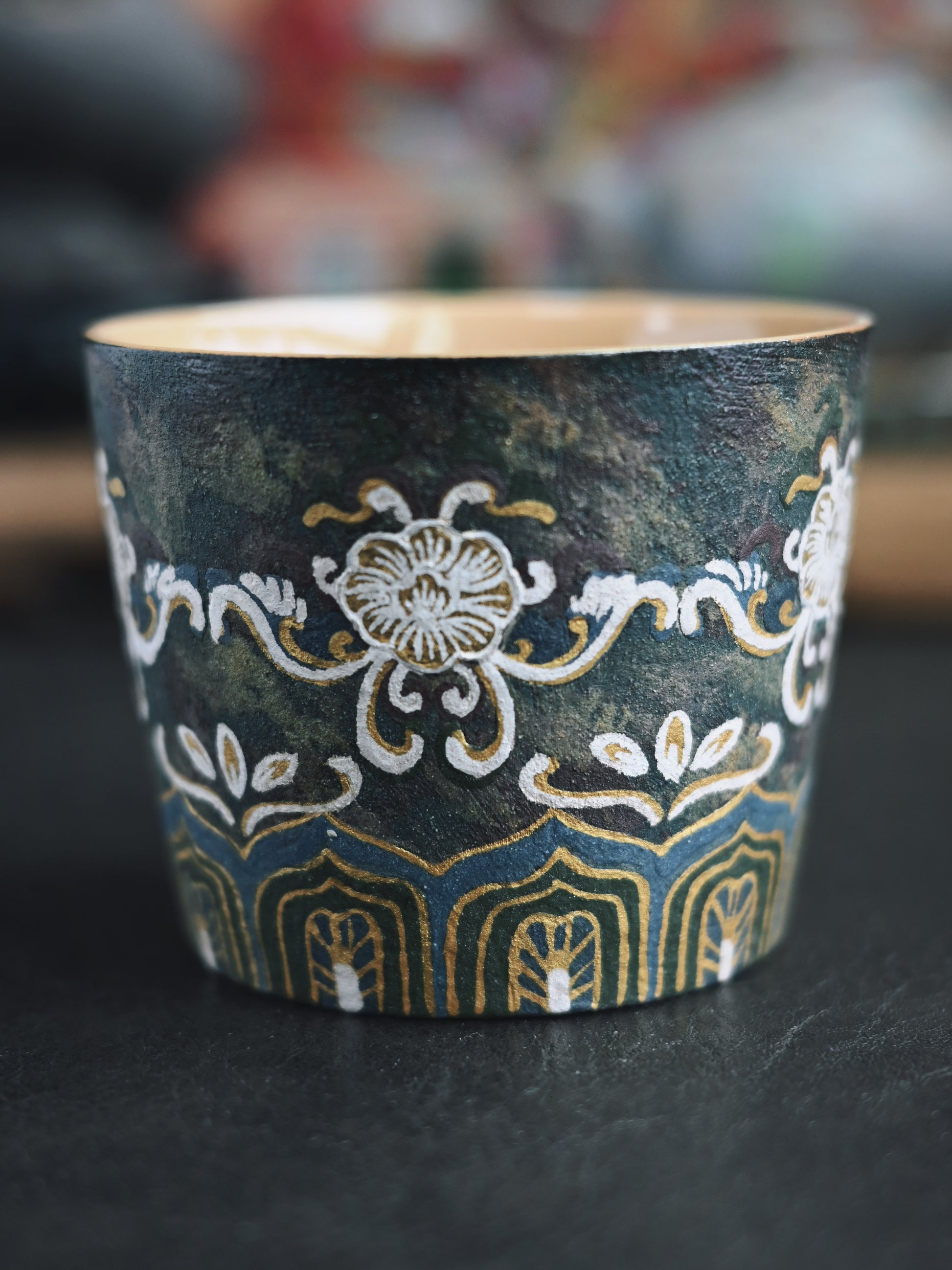 From Dunhuang caves to your table: mineral pigment painted cup, Jingdezhen handmade with antique charm and versatile large capacity for tea and coffee enjoyment.