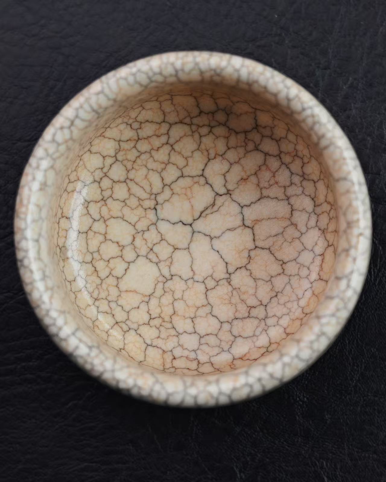 Opening glaze of Celadon teacup