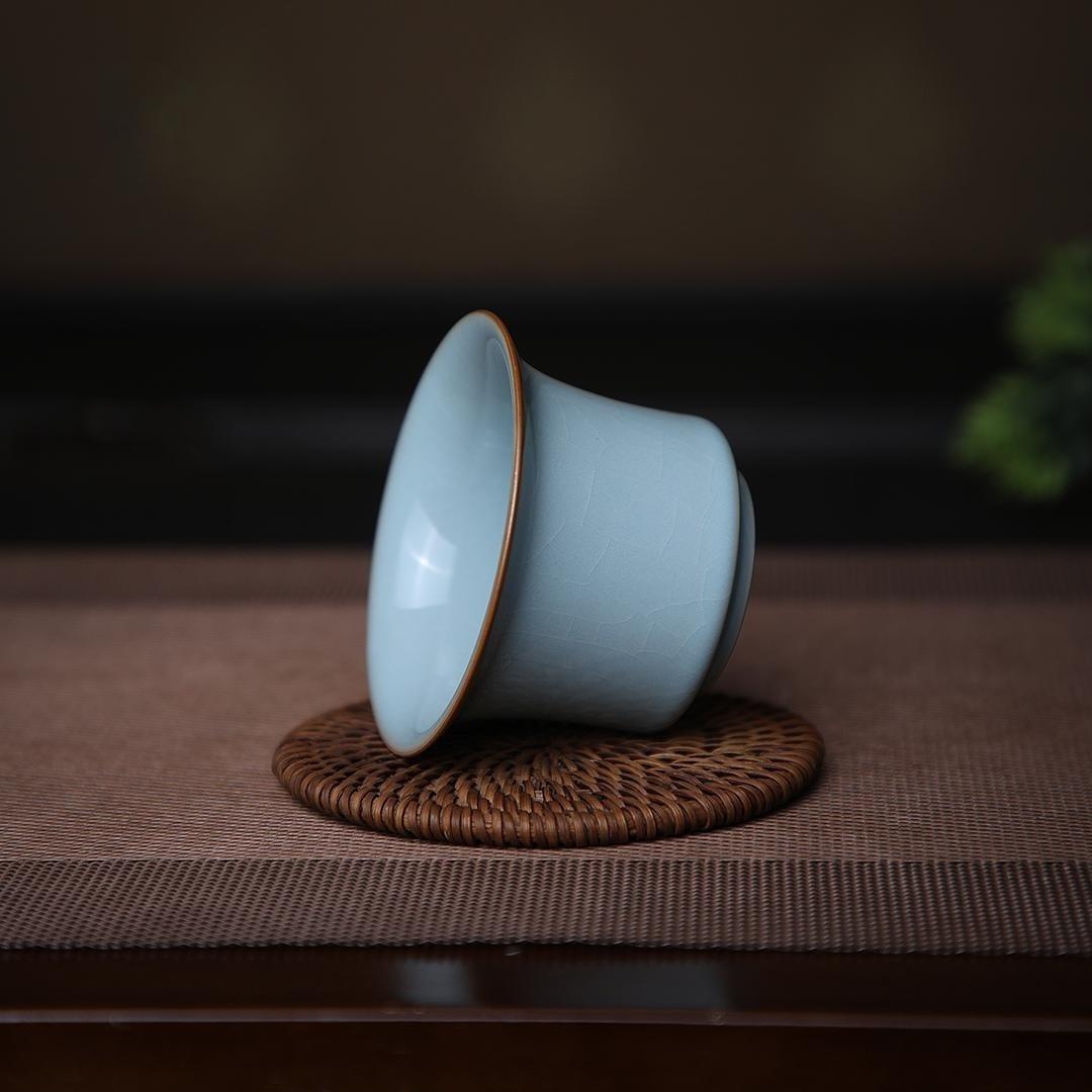 Ru Ware Hoof-shape Teacup Underglaz Cracking Ru Kiln Teaware