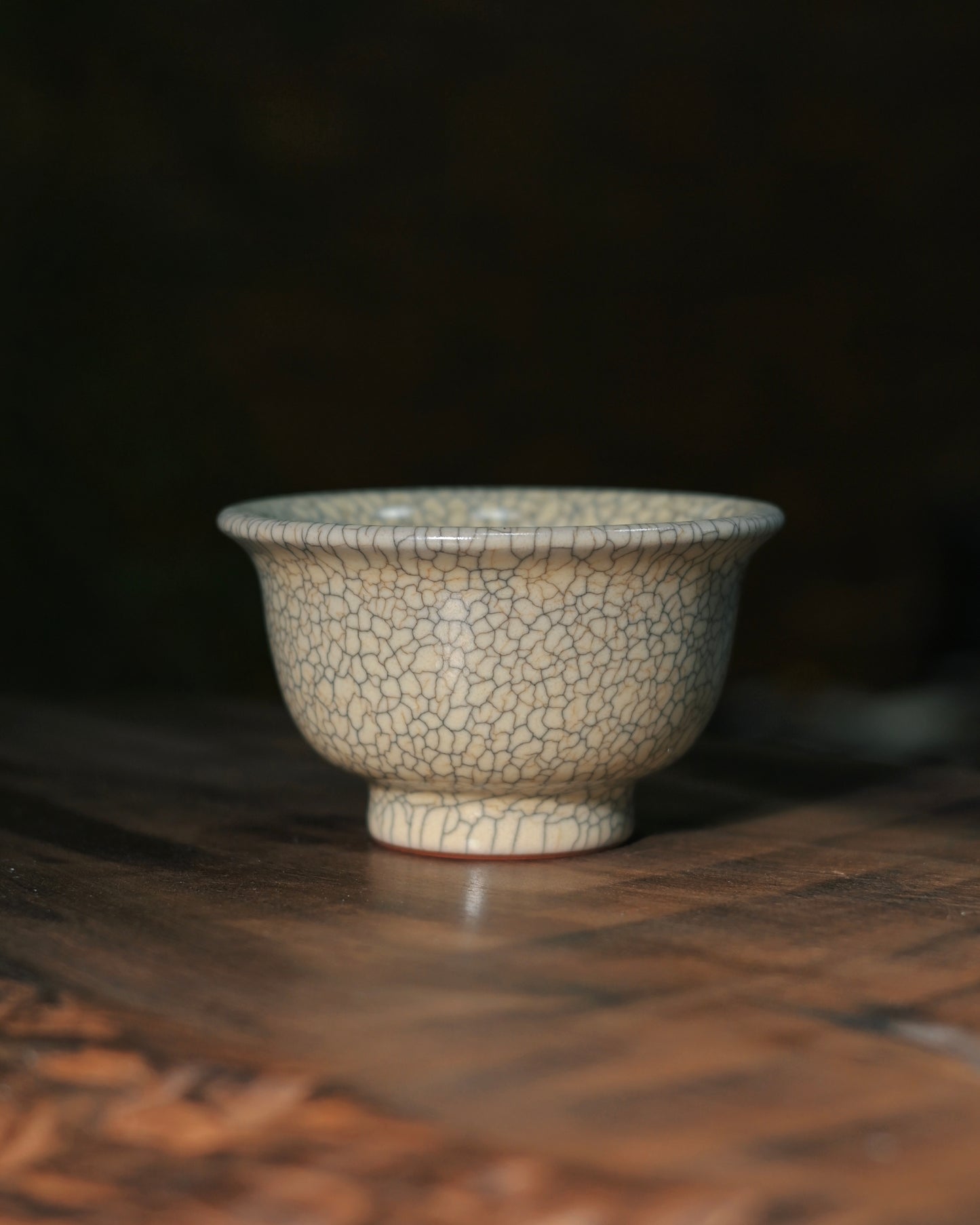 Handcrafted tea ritual vessel combining Ge kiln artistry with functional daily tea practice