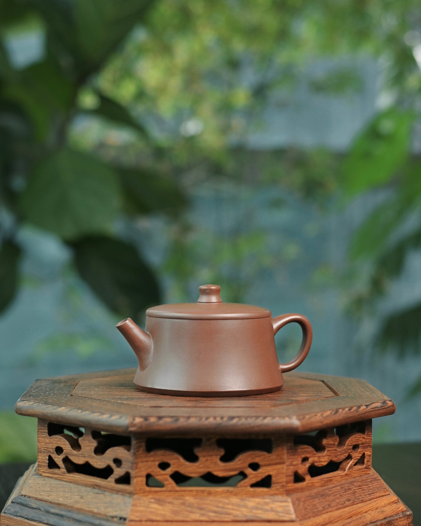 Bottom seal mark of the handmade Yixing Dicao Qing teapot