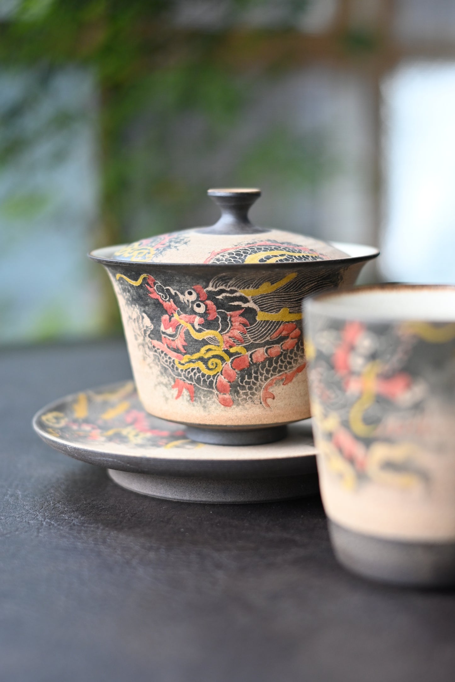 Jingdezhen Hand-carved and Hand-Painted Dragon Clay Gaiwan and Teacup Set