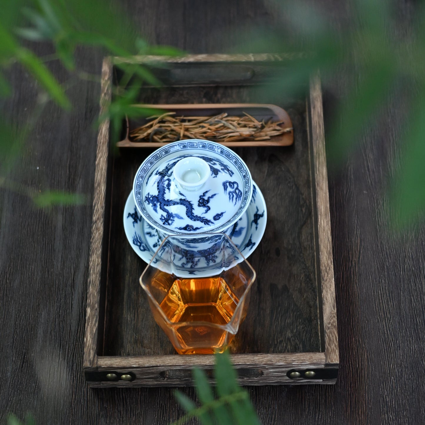 Jingdezhen Blue and White Dragon and Cloud Patterns Porcelain Flat Base Gaiwan and Matching Saucer