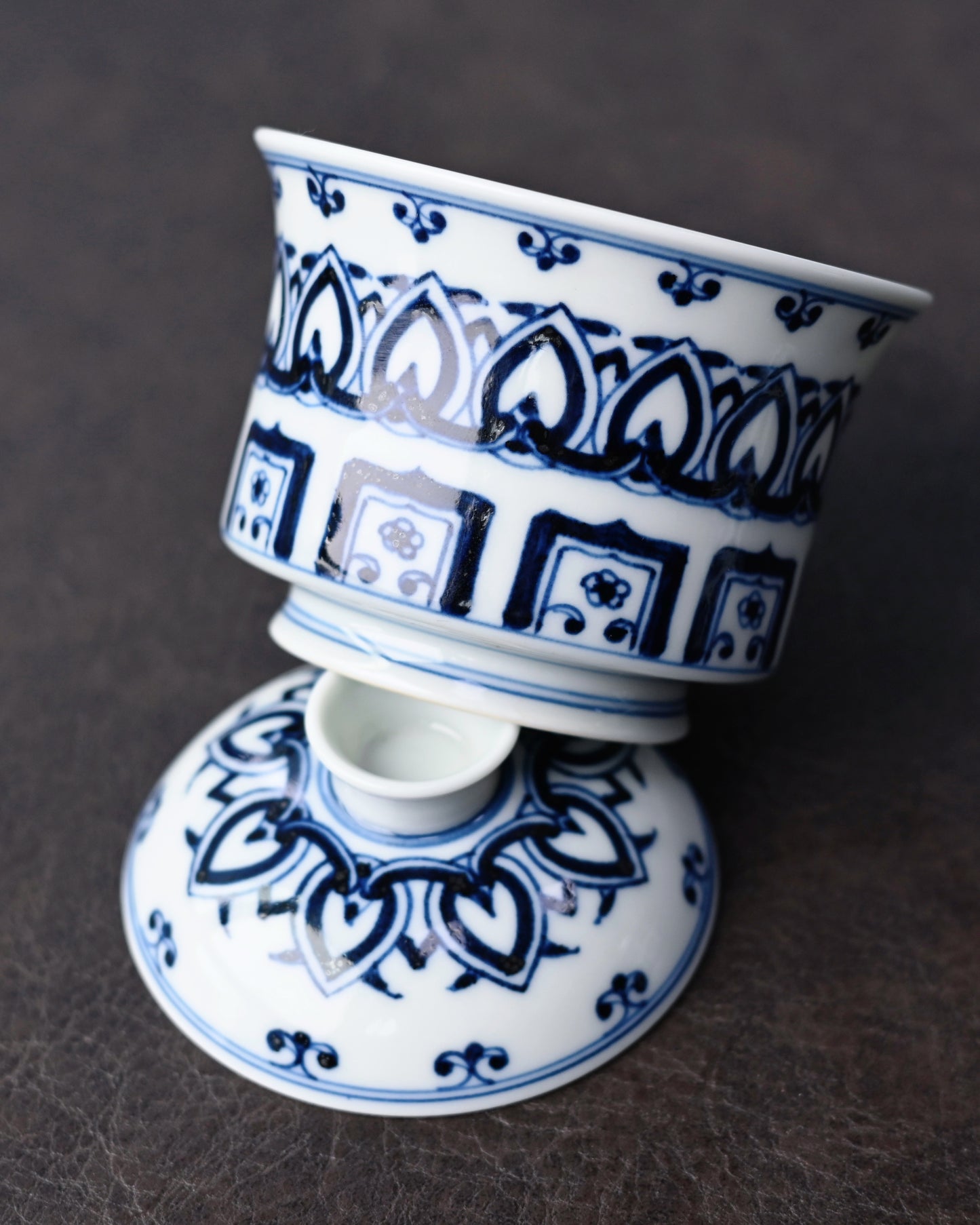 Jingdezhen Handmade Blue and White Baoxiang Gaiwan Set