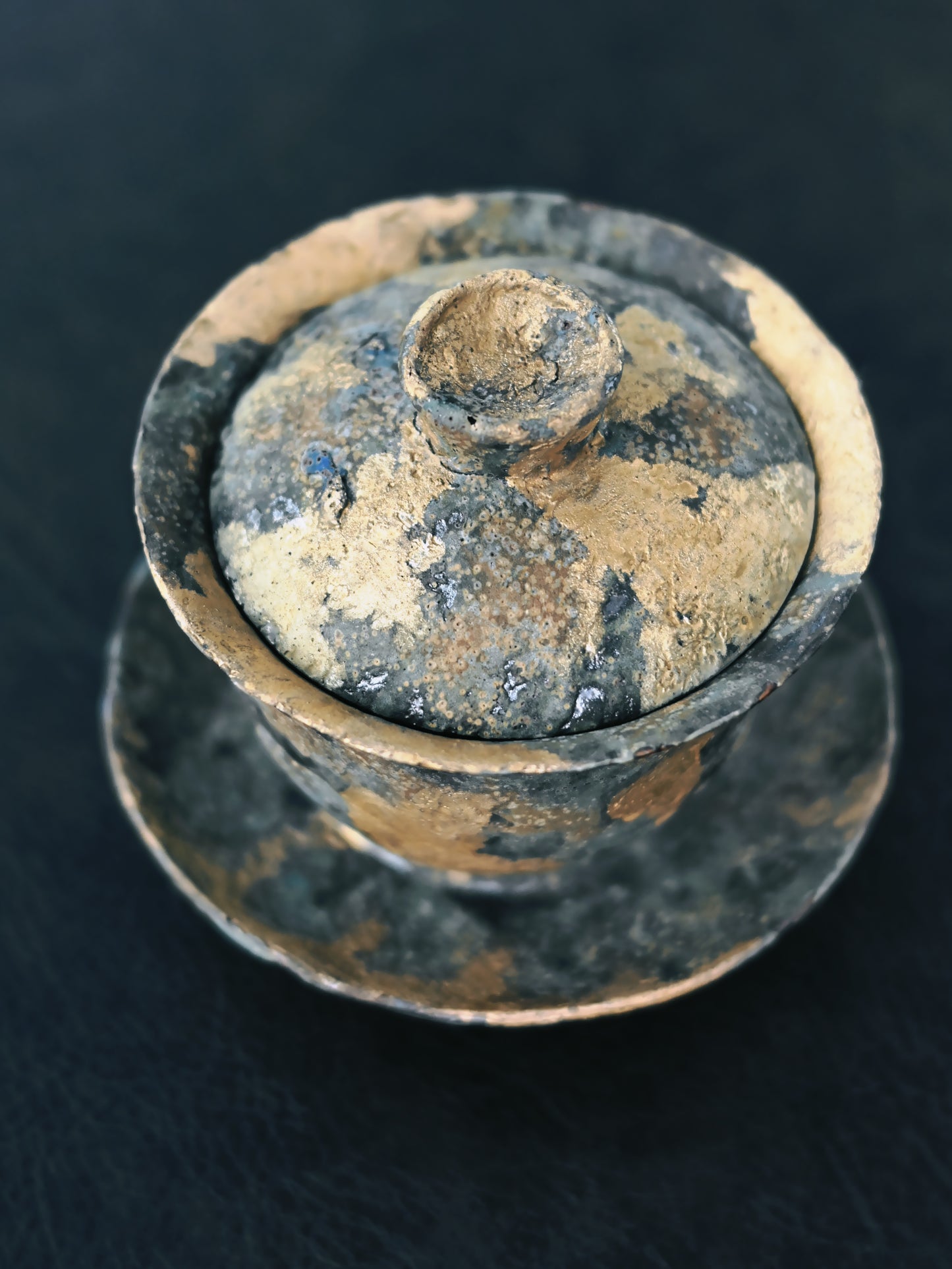 Handcrafted Gold-Traced Gaiwan(Lidded Bowl) – "Relic Revival" Collection