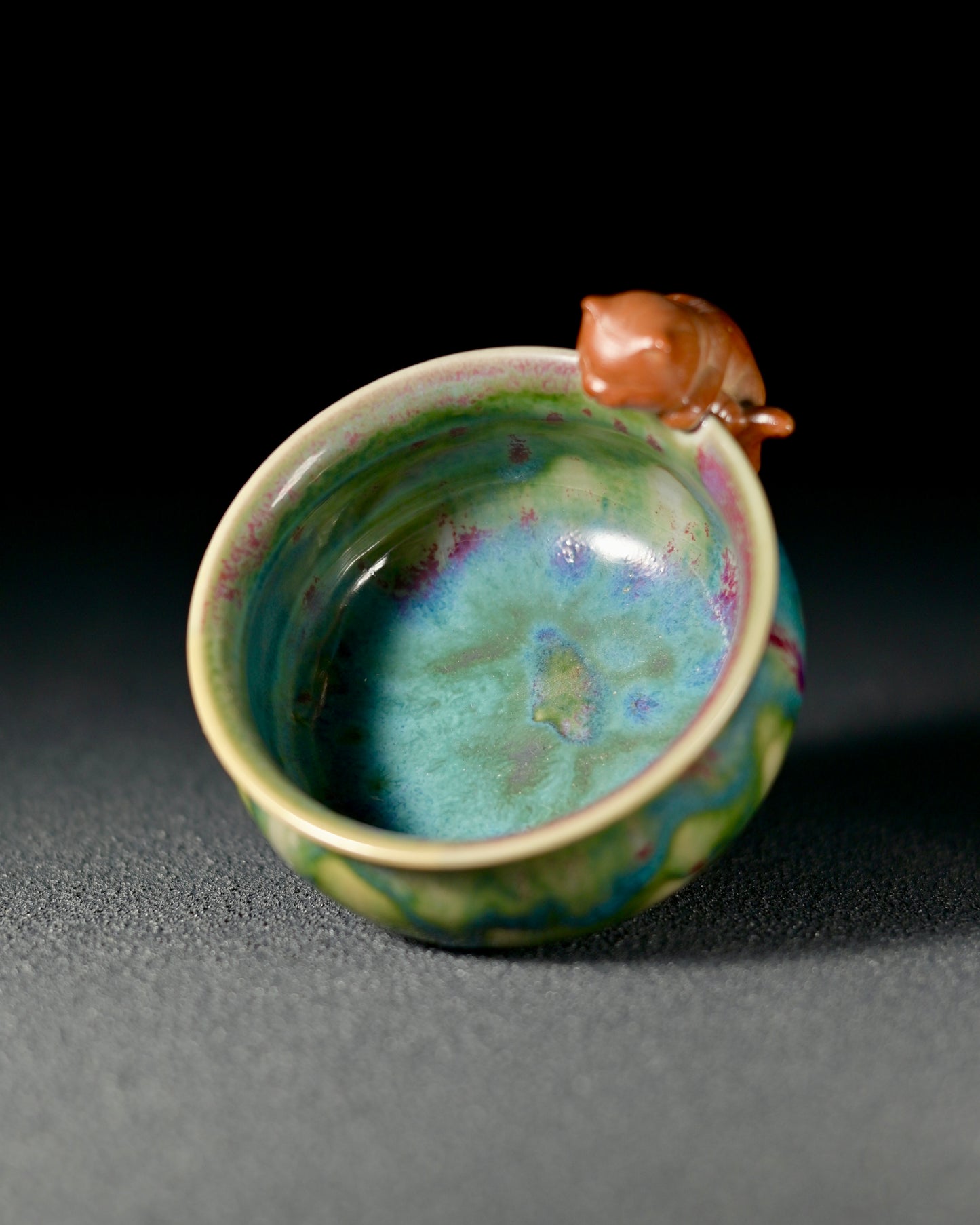 1350°C reduction firing process essential for Jun ware's characteristic color development