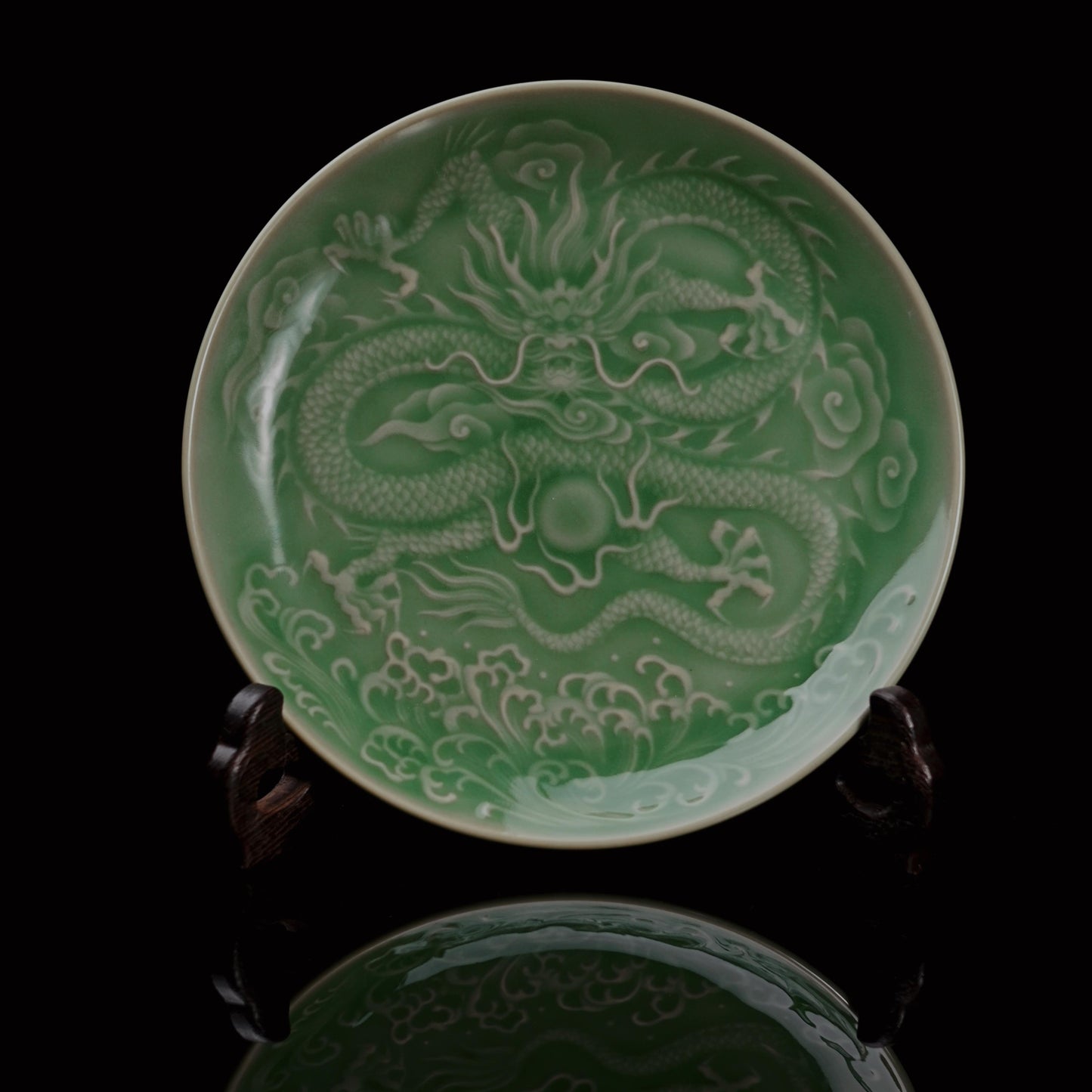 Longquan Celadon Relief-Carved Dragon Pattern Tea Tray / Pot Coaster