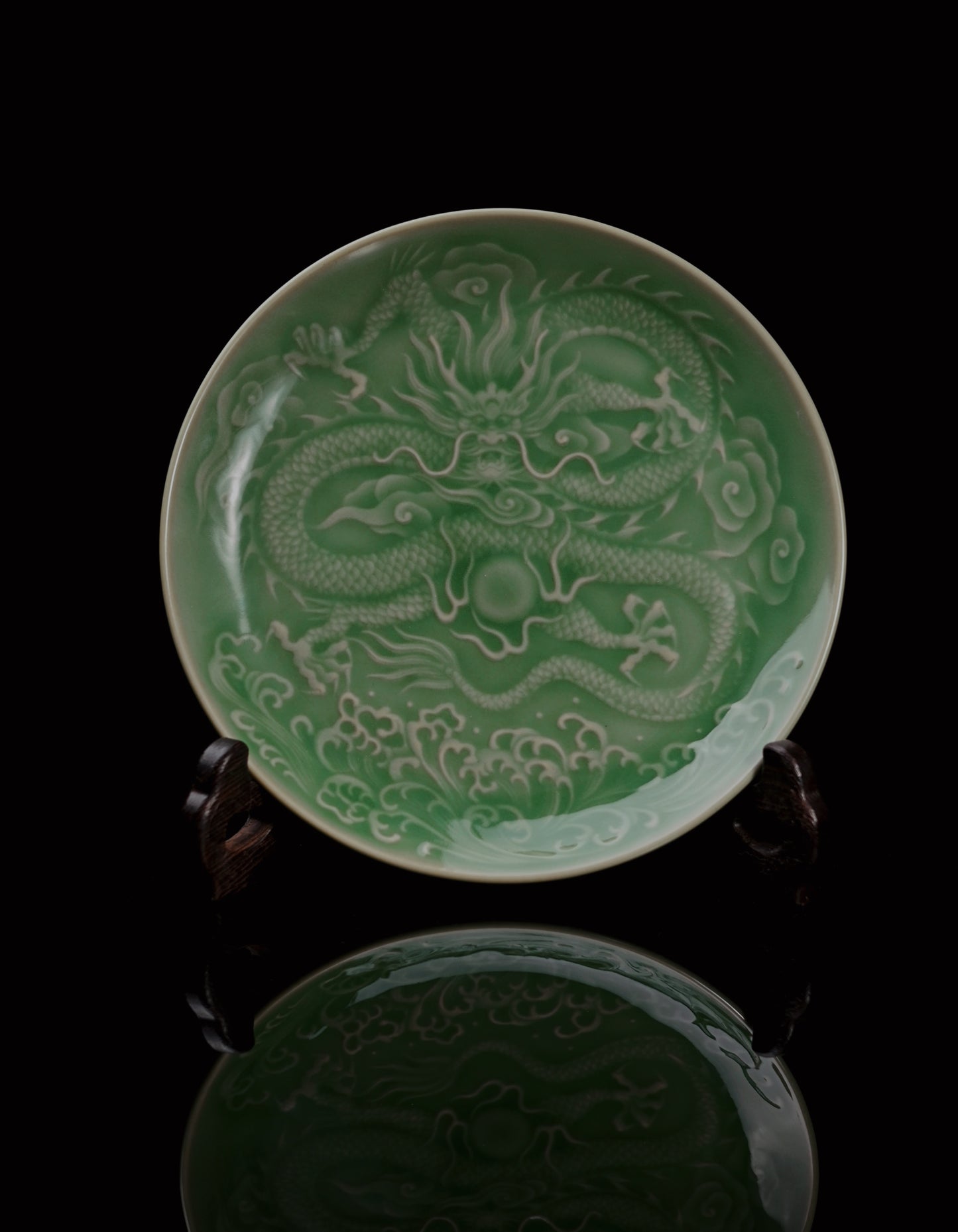 Longquan Celadon Relief-Carved Dragon Pattern Tea Tray / Pot Coaster