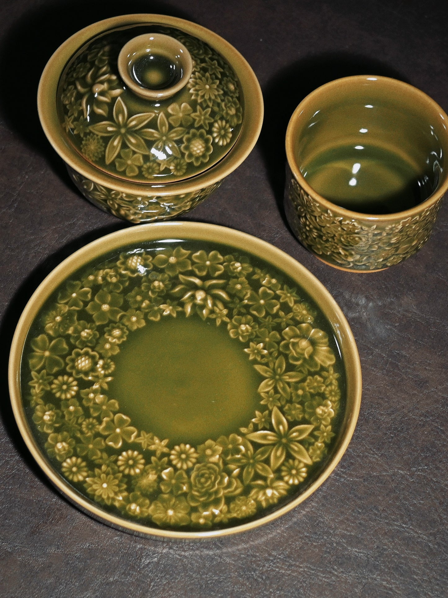 Longquan Celadon "Hundred Flowers" Relief-Carved Three-Piece Gaiwan Set