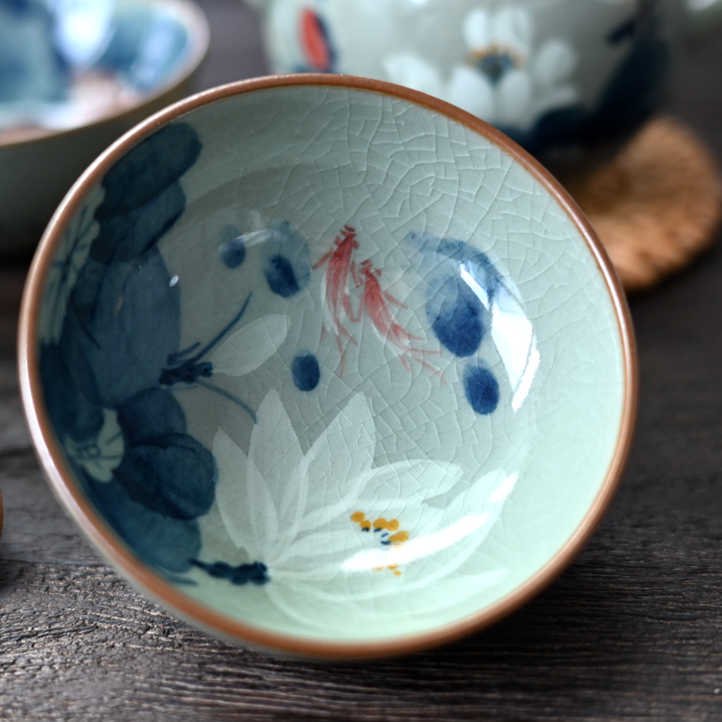 Jingdezhen Hand-Painted Lotus Patterns Blue and White Underglaze Color Teacup.
