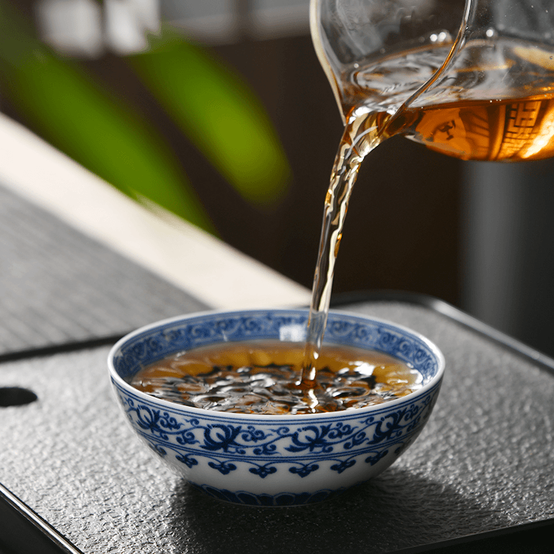 Blue and White Underglaze Porcelain Cup with Scrolling Lotus Design for Puerh Tea