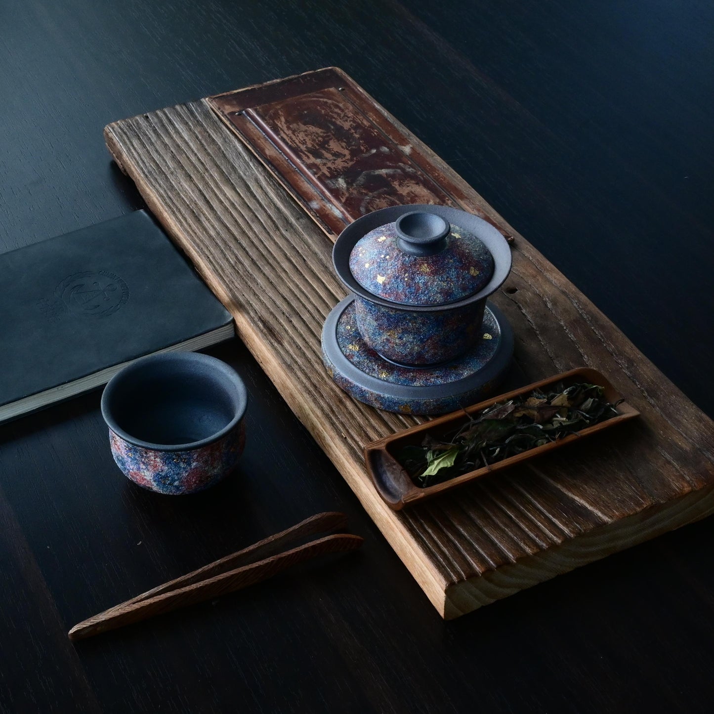 Saanwu Studio Yixing aged purple clay gaiwan with gold mineral accents, specially crafted to enhance oolong and pu-erh teas - the ultimate luxury gift for serious tea drinkers.