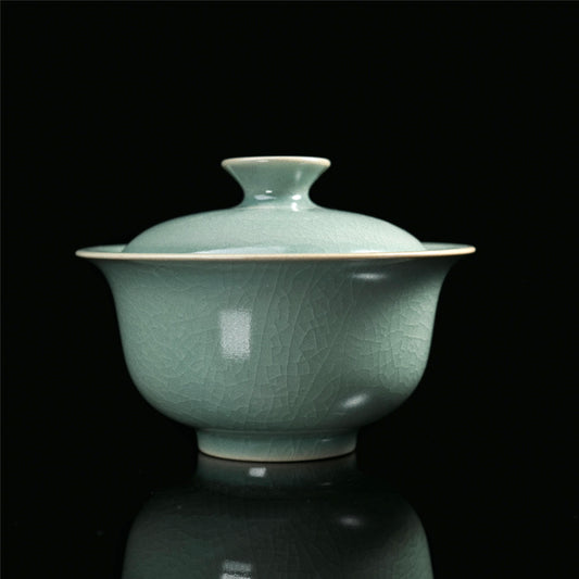 Saanwu Ru ware celadon crackled glaze gaiwan for tea ceremony