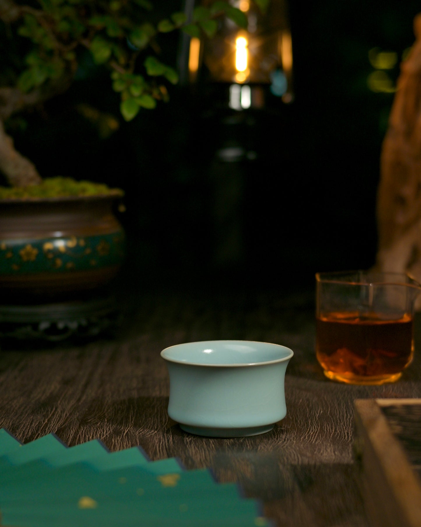 Ru Porcelain Vintage Glaze "Horse Shoe" Teacup