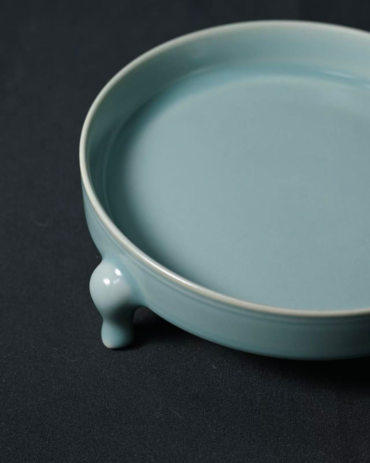 Ruzhou clay Ru ware stand with flawless sky-blue glaze, five sesame pin marks, and museum-approved dimensions for collectors.