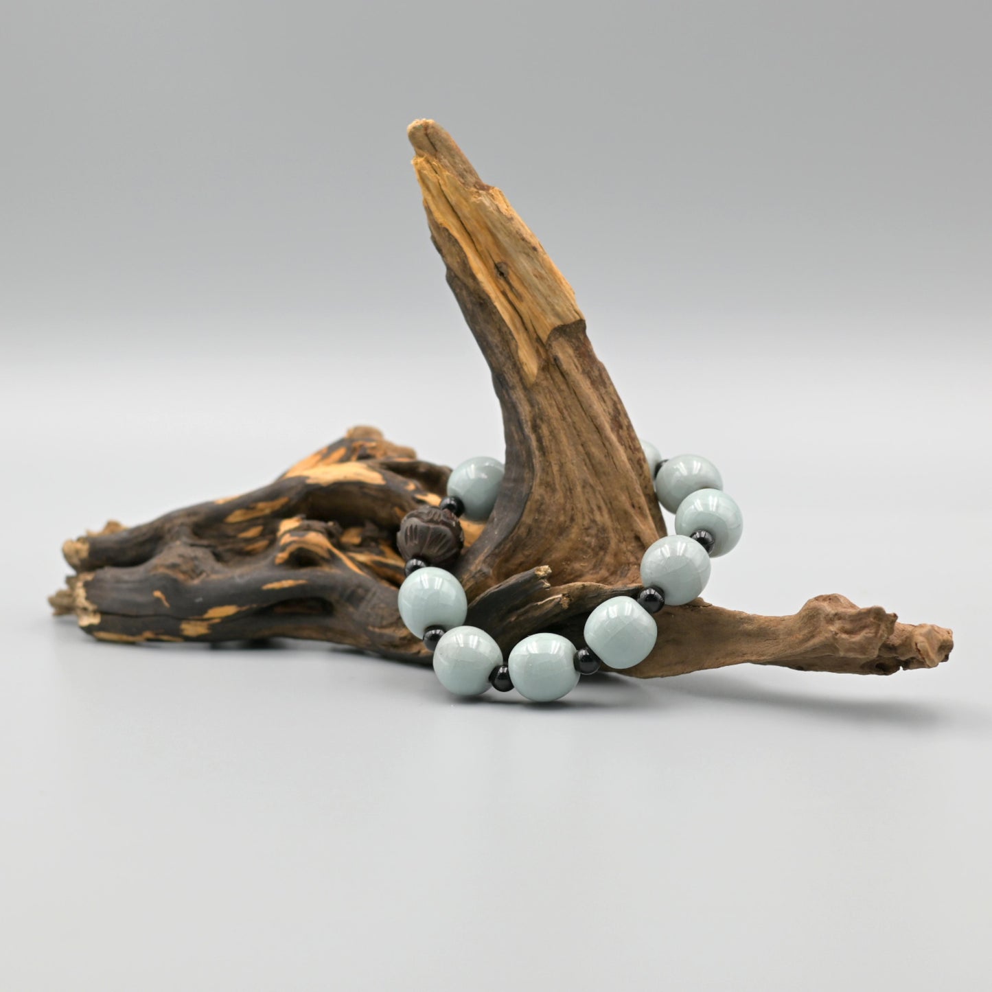 Saanwu Ru ware sky-blue crackled glaze porcelain bracelet as tea accessories
