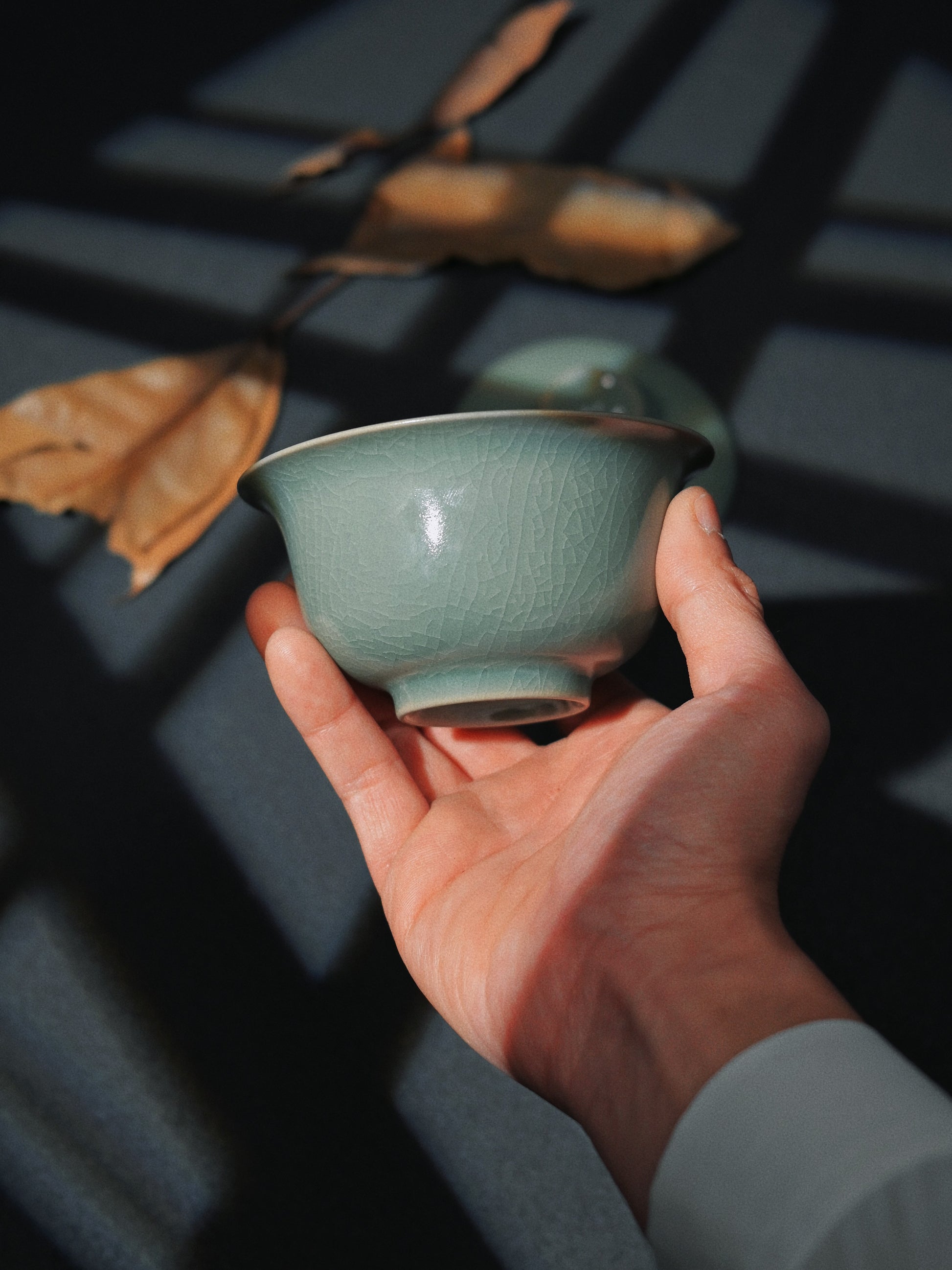 Saanwu Ru ware celadon crackled glaze gaiwan for tea ceremony