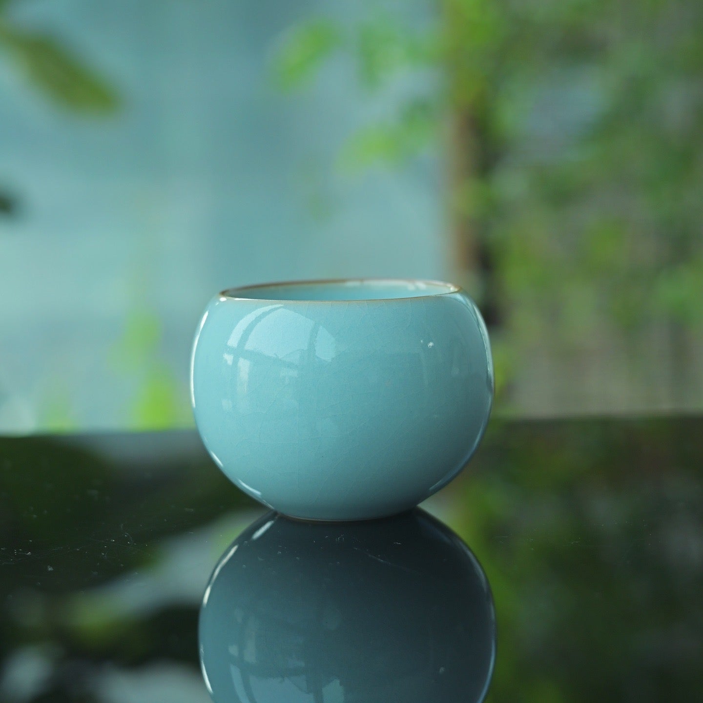 Ru kiln (Ru yao)sky blue glaze with crackle pattern dragon egg cup for Chinese Gongfu tea