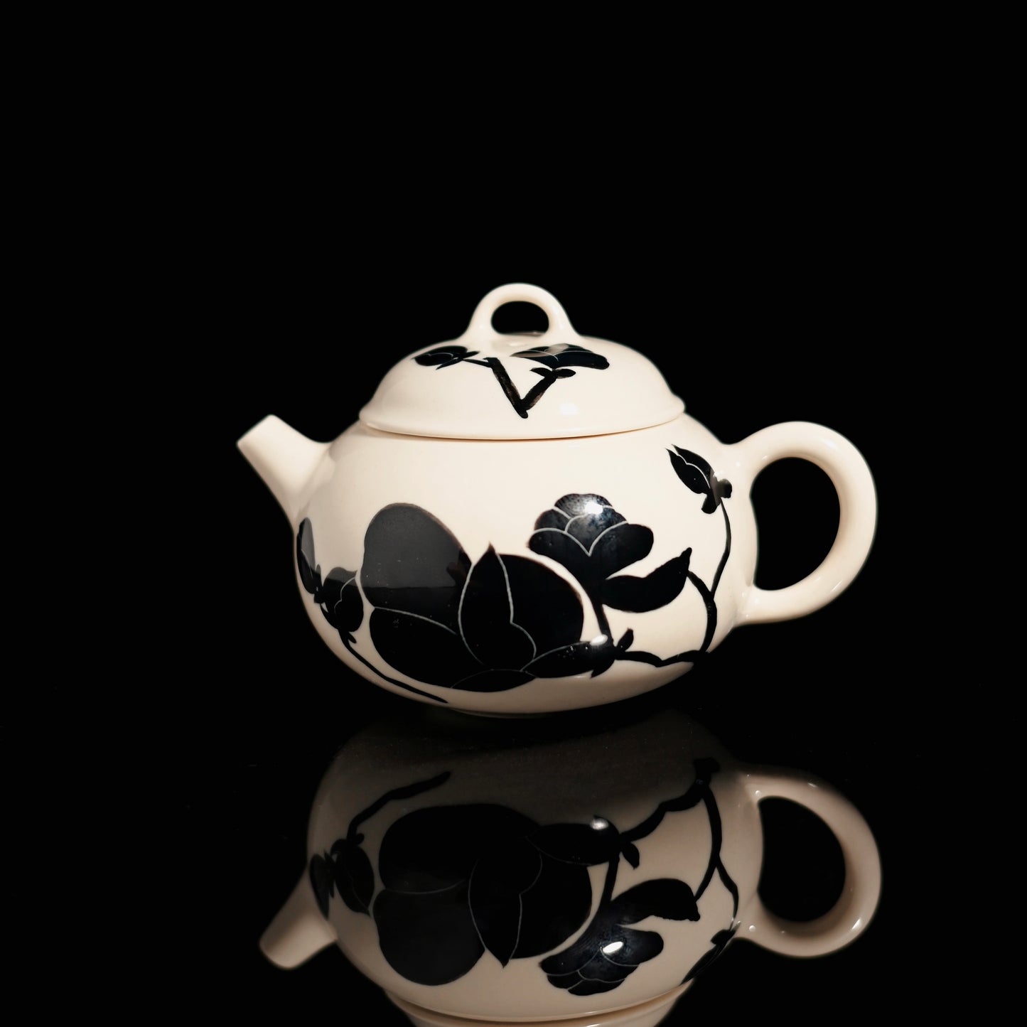 Hand-painted Magnolia Ash Glaze Teapot