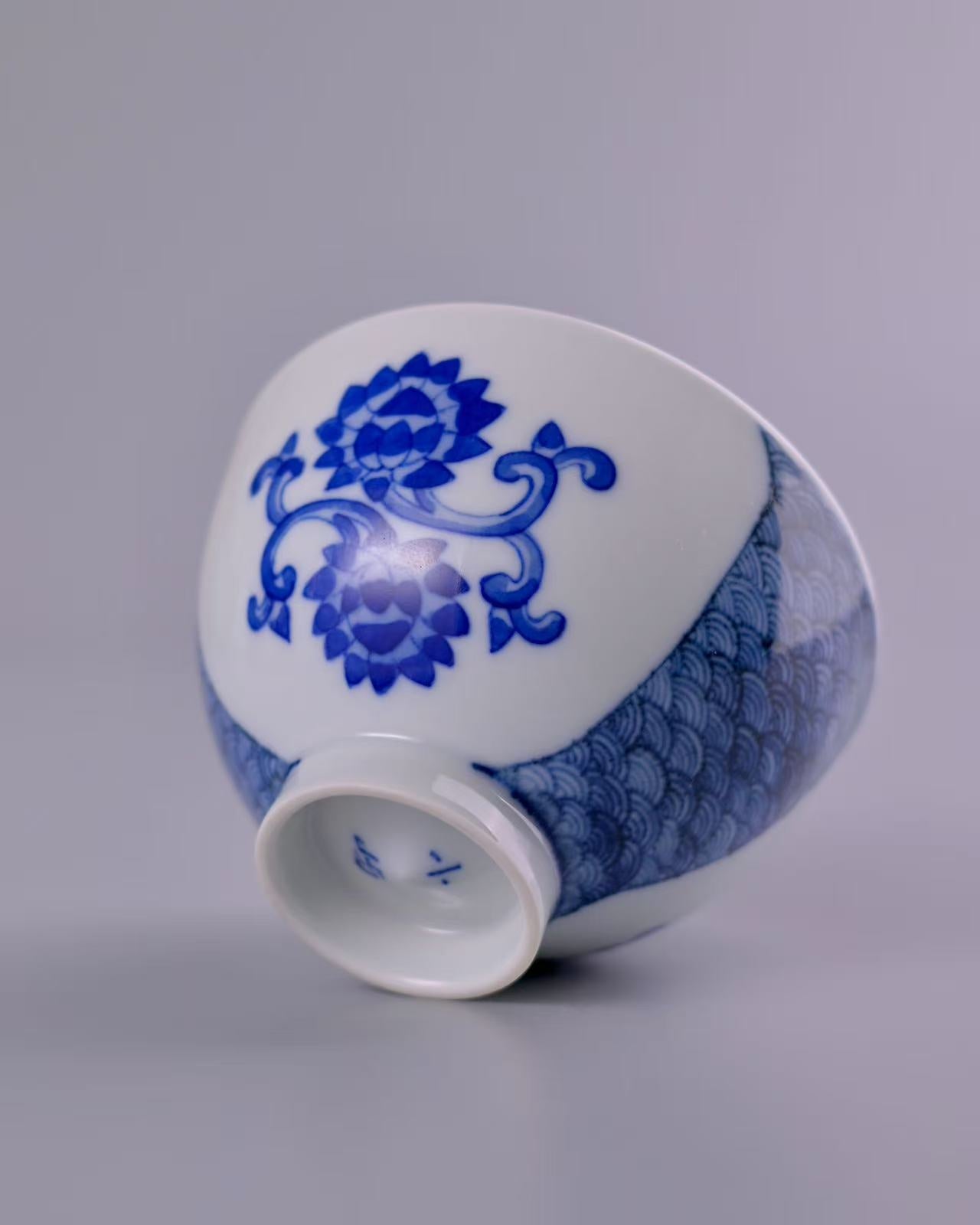 Saanwu Studio Yuan Dynasty style hand-painted blue and white underglaze teacup, 100ml capacity