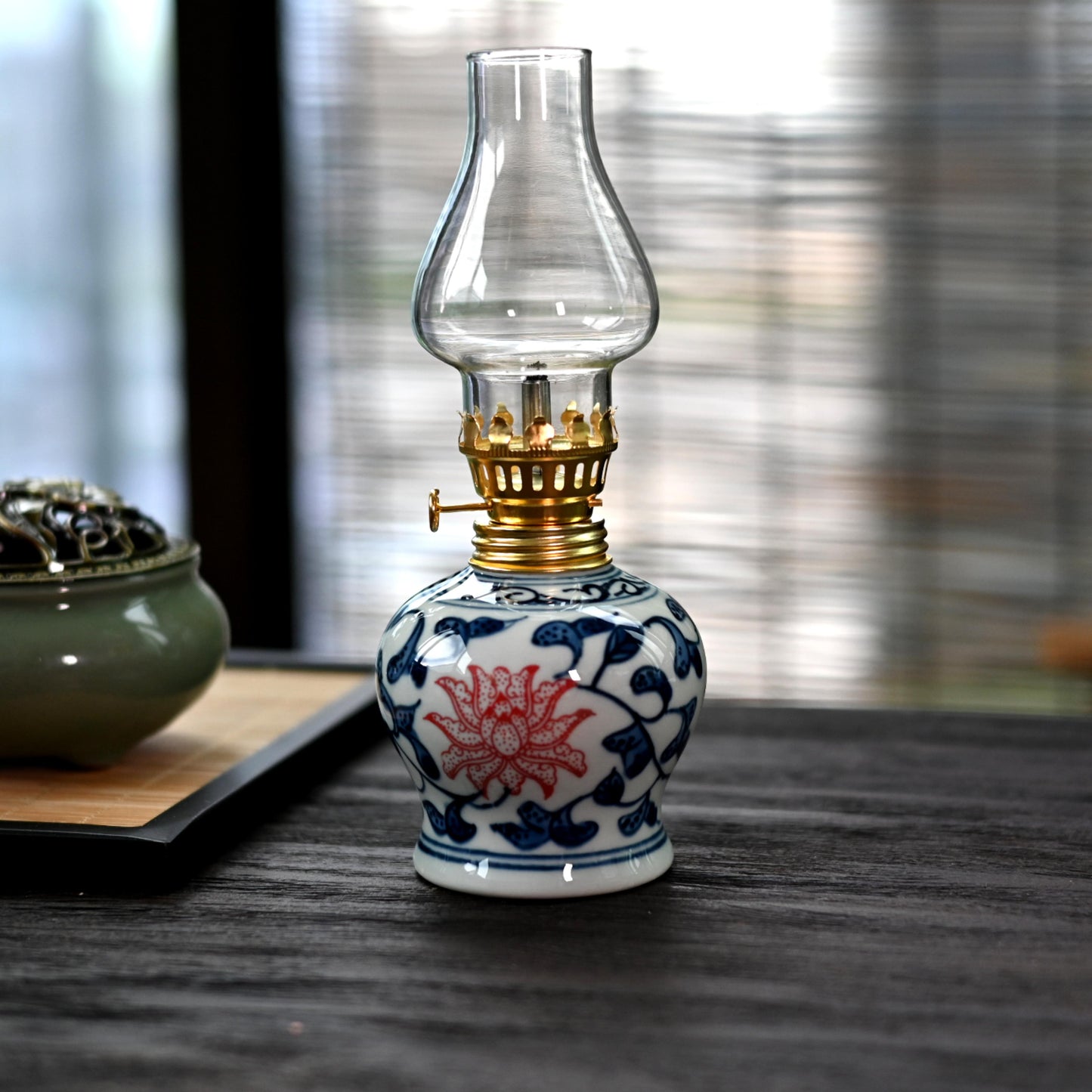 Underglaze blue and red ceramic butter lamp for tea room decoration, Chinese tea culture accessory