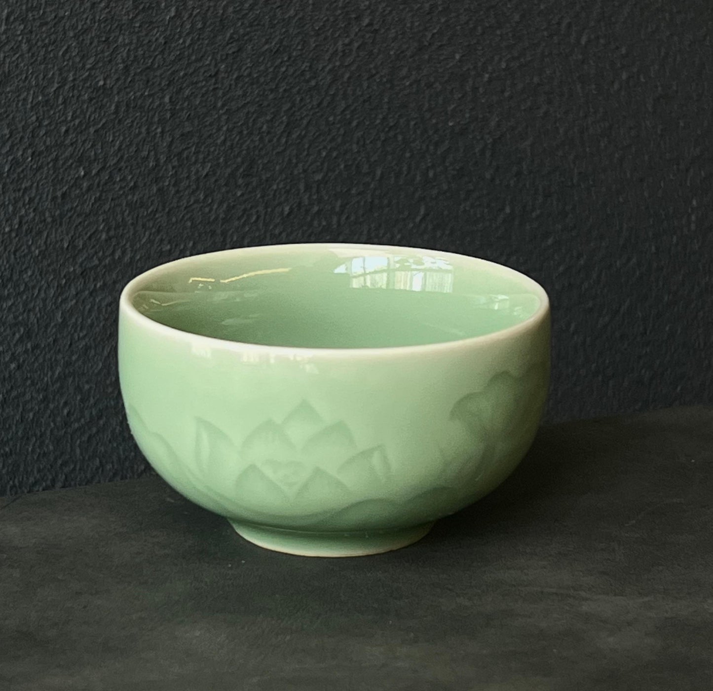 Longquan Celadon Lotus Pattern Plum-green Tea cup